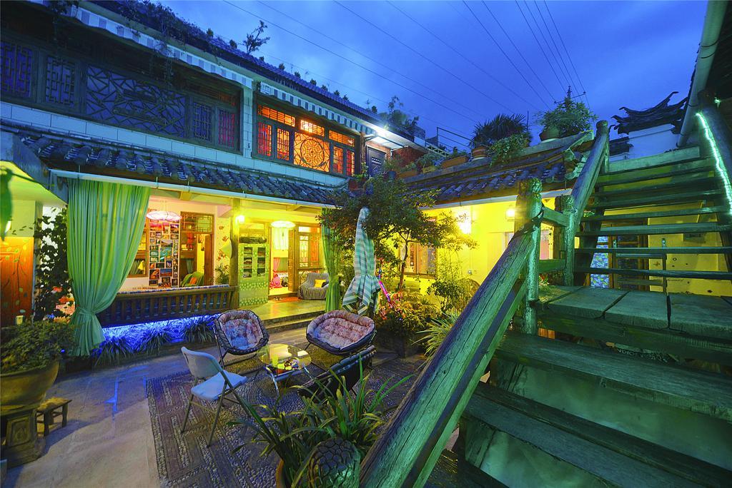 October Inn Lijiang  Exterior foto